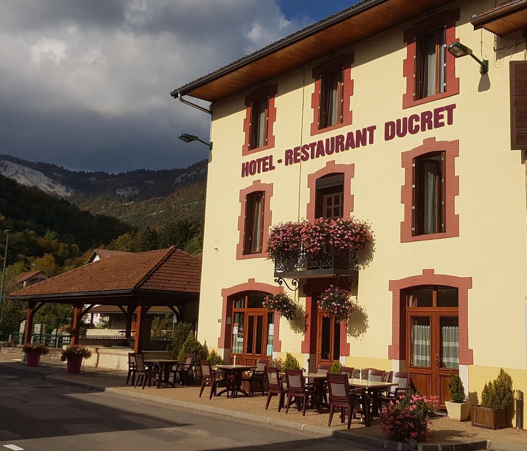Hotel Ducret Champfromier Exterior photo